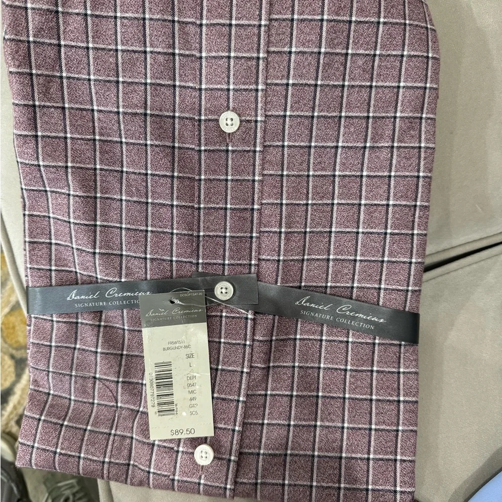 Shirt - Picture 1 of 3